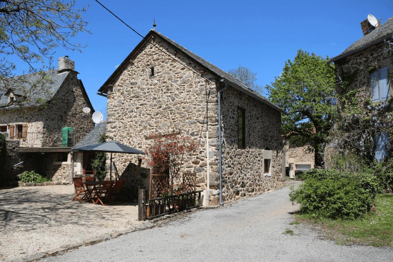 Les Deux Lievres Villa Villefranche-de-Rouergue Exterior foto
